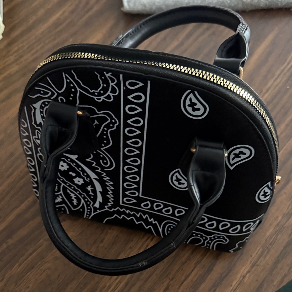 Black and White Patterned Women's Bag